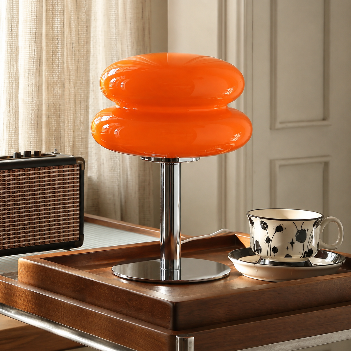 MILA | RETRO TABLE LAMP